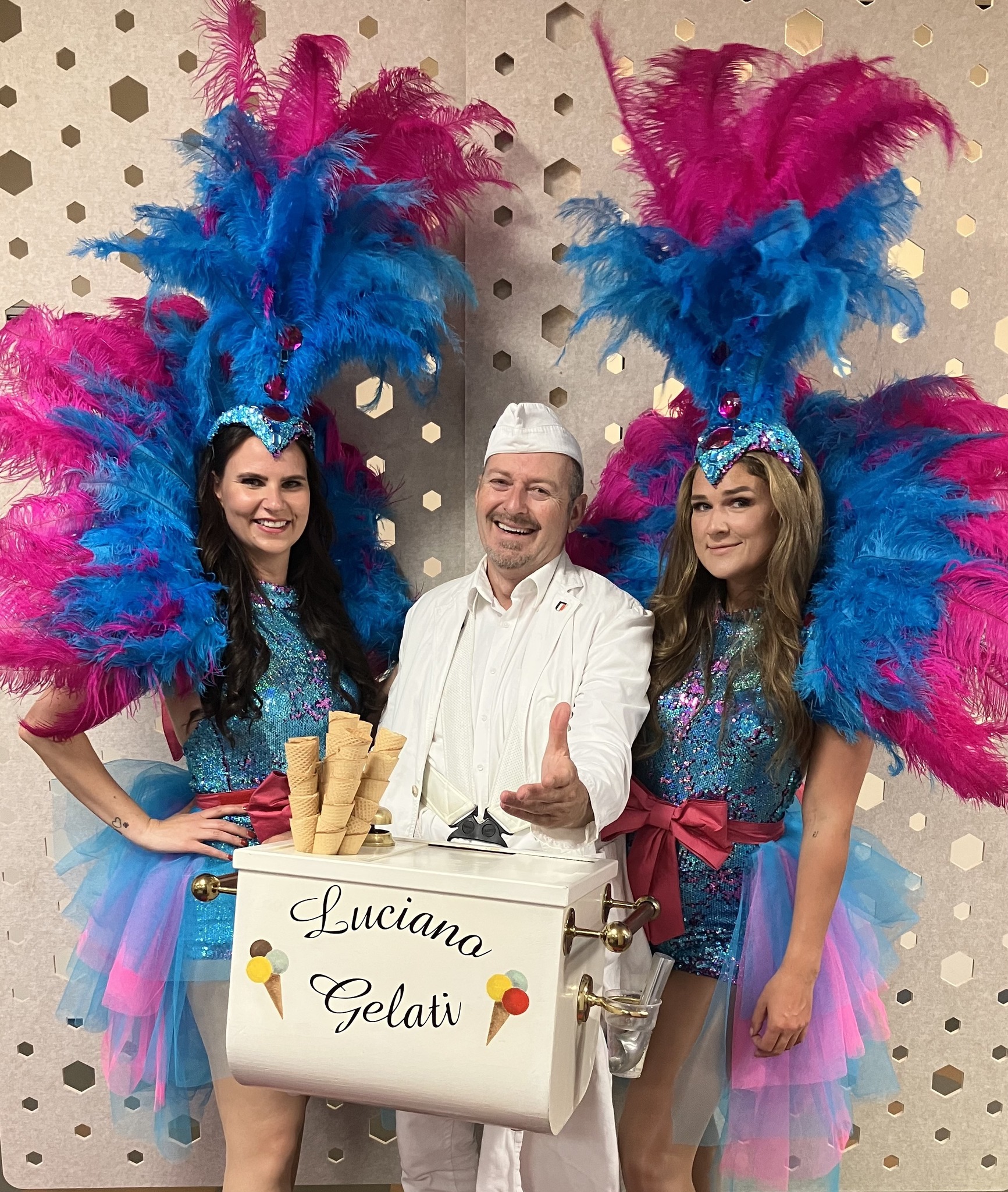 Luciano brengt kleur